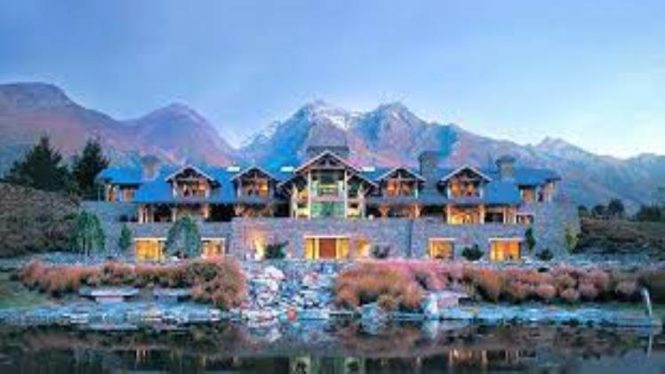 Featured image for Luxury Travel: Indulging in the Finer Things in Life